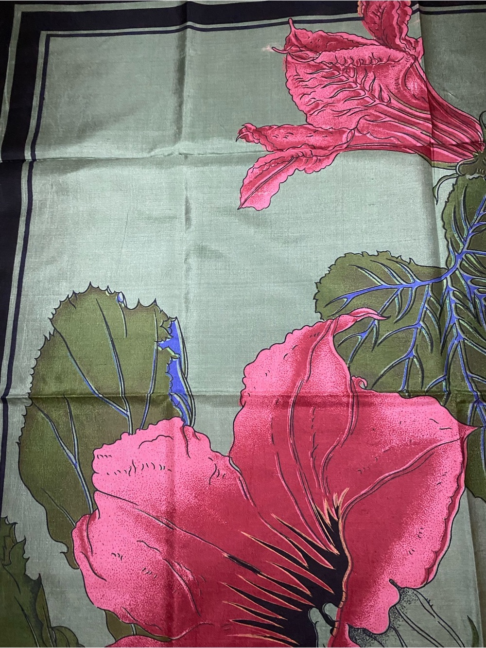 Hand Woven 100% Thai Silk Scarf from the Suzanne Collection floral pattern - Picture 3 of 16